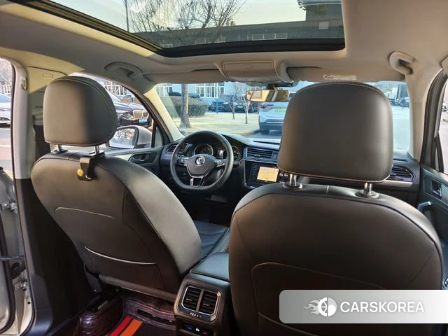 Volkswagen Tiguan L id 4239059 из Китая 22