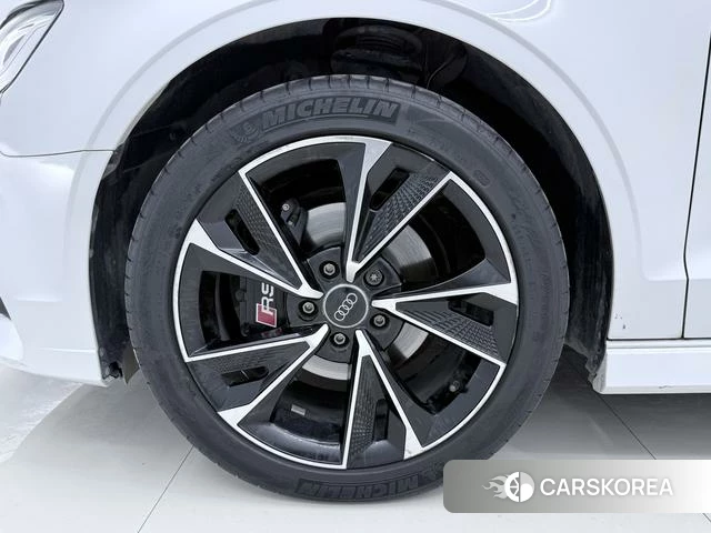 Audi A3 id 4210556 из Китая 16