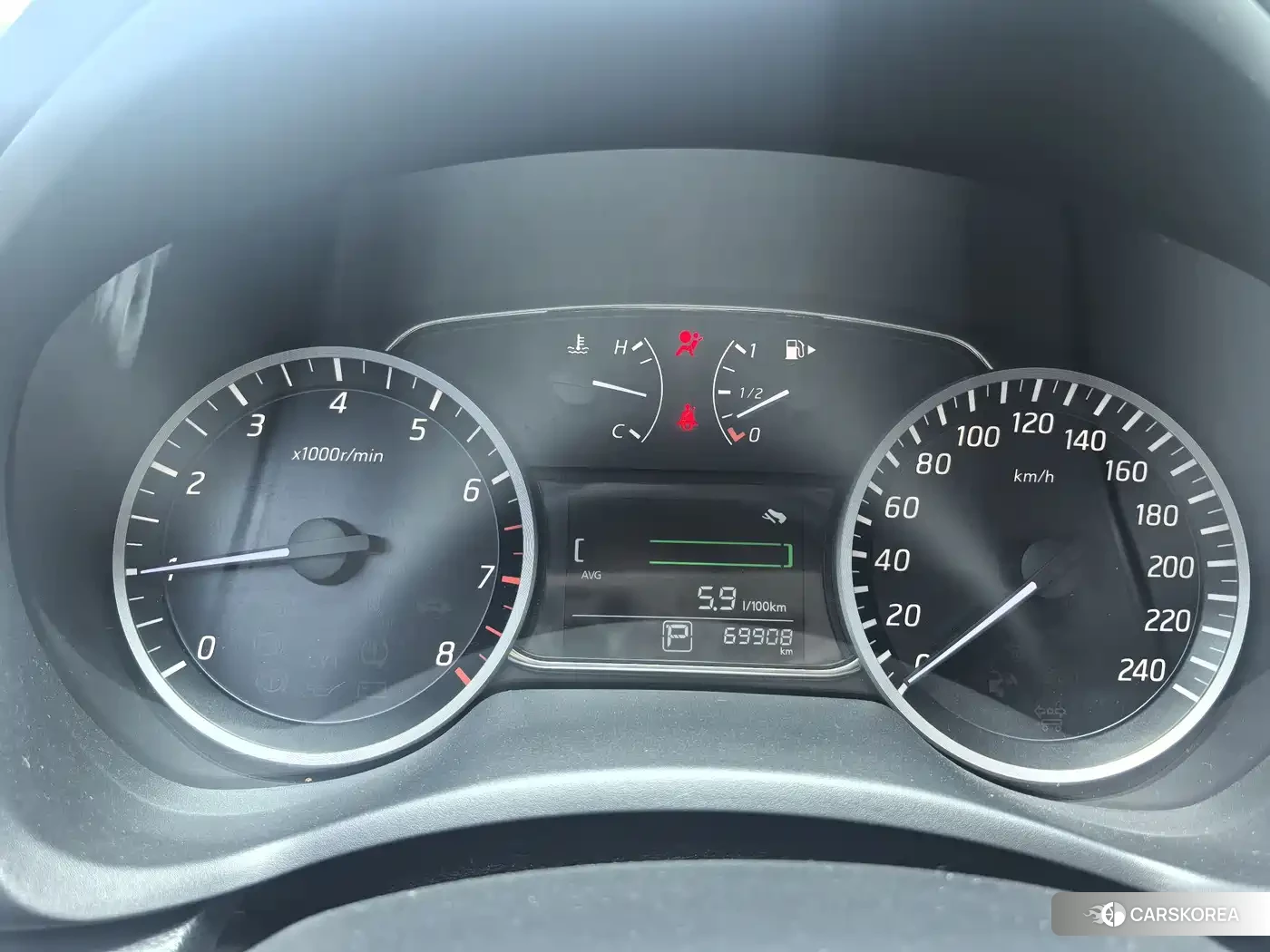 Nissan Sylphy id 4583875 из Китая 10