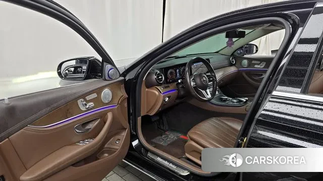 Mercedes-Benz E-Class W213 id 3509796 из Кореи 20