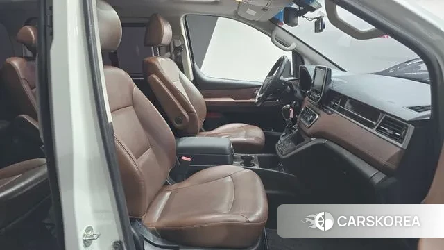 Hyundai The New Grand Starex id 3525771 из Кореи 20