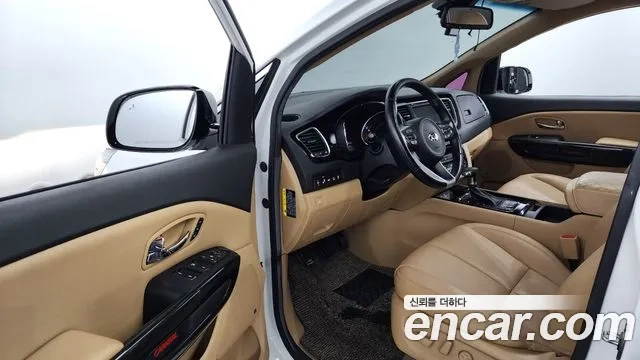 Kia All New Carnival id 2941619 из Кореи 20