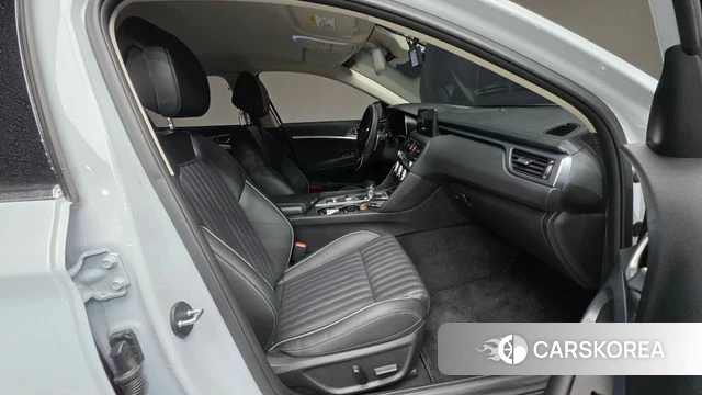 Genesis The New G70 id 3807371 из Кореи 20