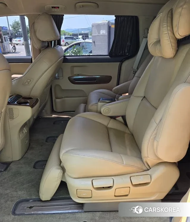 Kia All New Carnival id 2981959 из Кореи 19