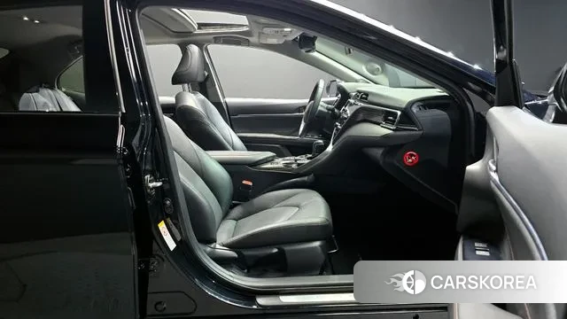 Toyota Camry (XV70) id 3465060 из Кореи 20