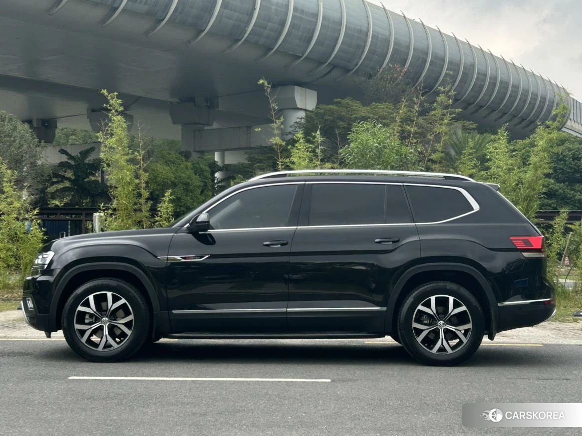 Volkswagen Tourang id 4453152 из Китая 21