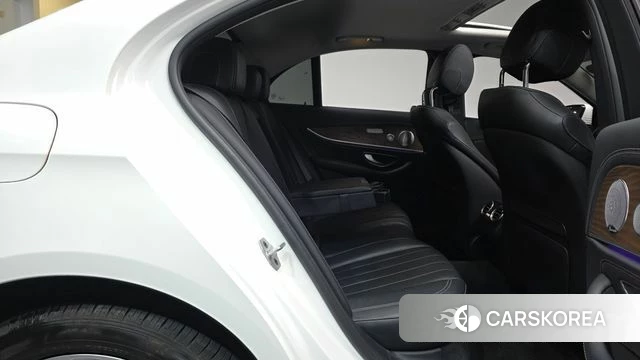 Mercedes-Benz E-Class W213 id 4331210 из Кореи 33