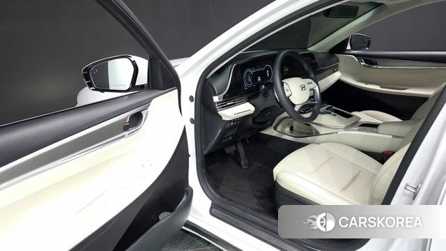 Hyundai The New Grandeur IG id 4433379 из Кореи 35