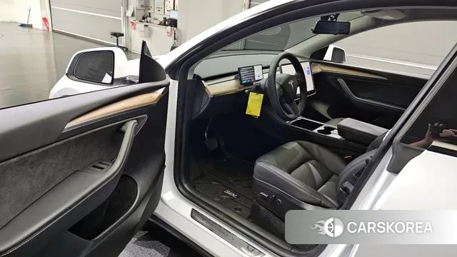 Tesla Model Y id 2910117 из Кореи 20