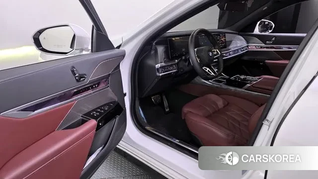 BMW 7 Series (G70) id 3590870 из Кореи 20