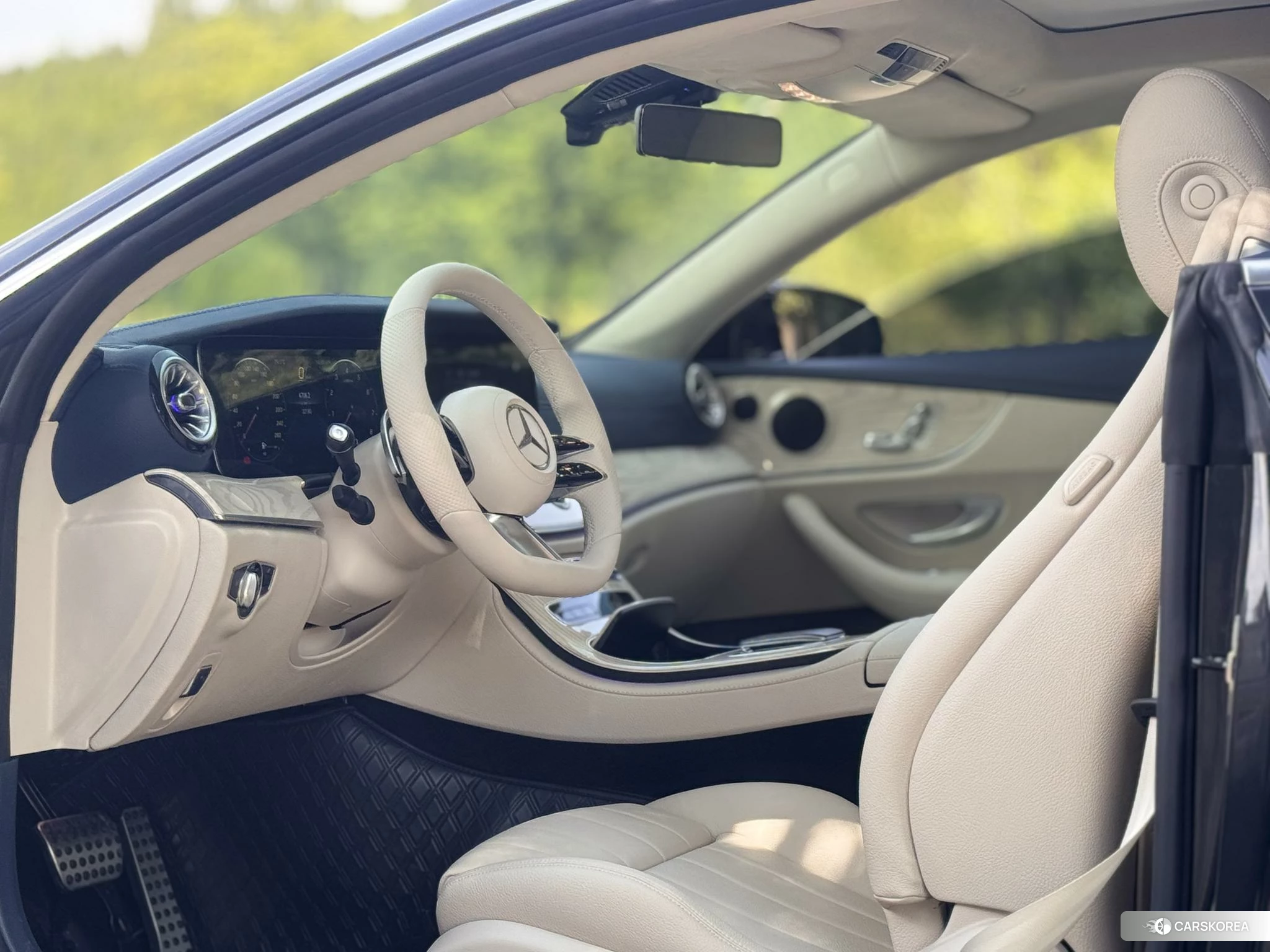 Mercedes-Benz E-Class id 4510340 из Китая 15