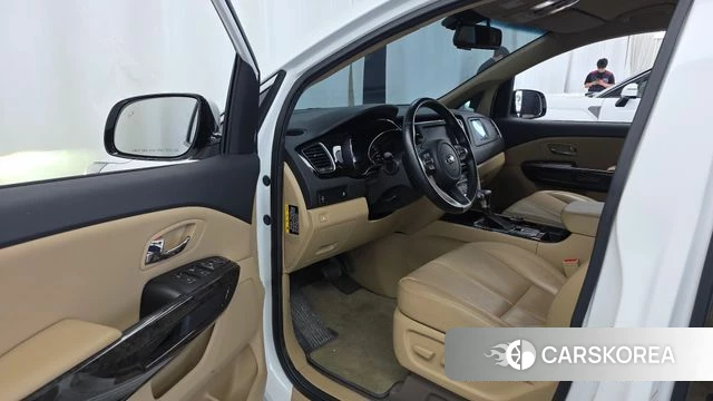Kia The New Carnival id 4430048 из Кореи 32