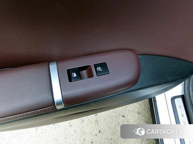 Hyundai Grandeur Hybrid (GN7) id 3940679 из Кореи 20