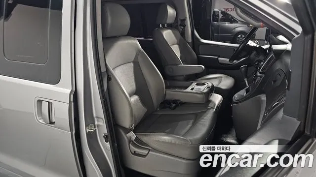 Hyundai The New Grand Starex id 2937211 из Кореи 20