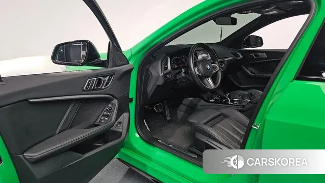 BMW 1 Series (F40) id 3513305 из Кореи 20