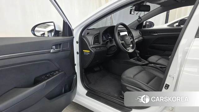 Hyundai Avante AD id 4850031 из Кореи 30