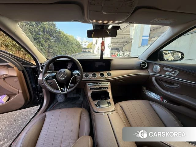 Mercedes-Benz E-class id 4239822 из Китая 11
