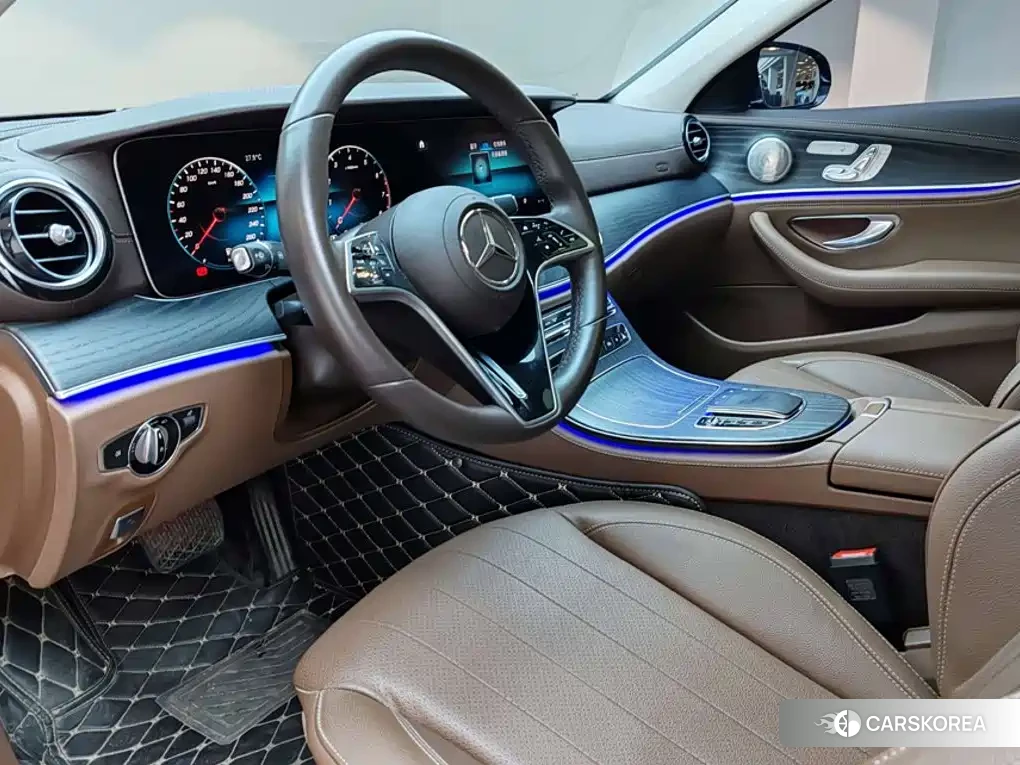 Mercedes-Benz E-Class id 4681122 из Китая 10