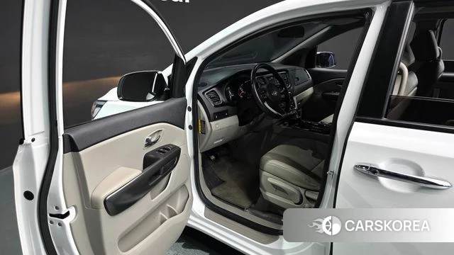 Kia The New Carnival id 3905171 из Кореи 20