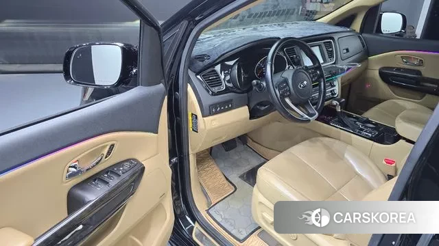 Kia The New Carnival id 3568437 из Кореи 20