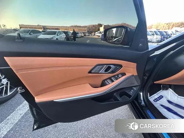 BMW 3 Series (G20) id 3551215 из Кореи 15