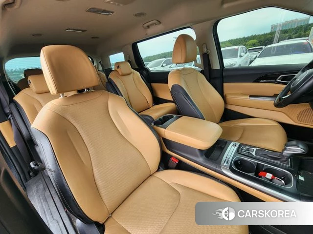 Kia Carnival 4th generation id 4506255 из Кореи 20