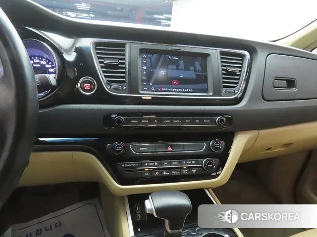 Kia The New Carnival id 3656267 из Кореи 20