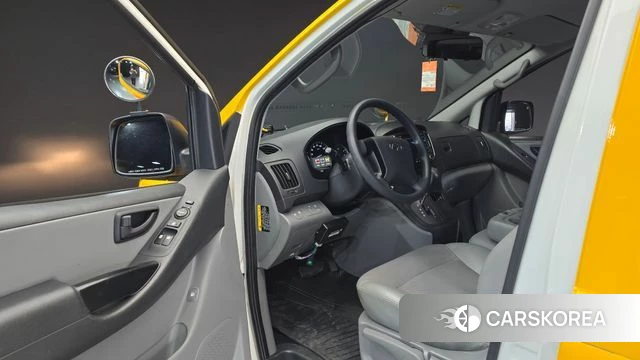 Hyundai The New Grand Starex id 3853731 из Кореи 20