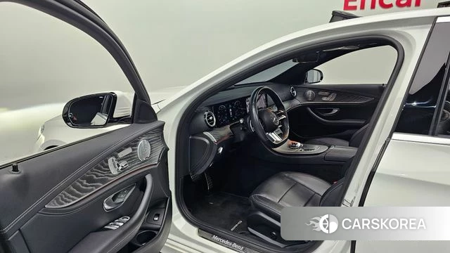 Mercedes-Benz E-Class W213 id 4604385 из Кореи 30