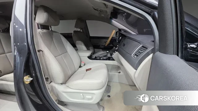 Kia The New Carnival id 3380658 из Кореи 20