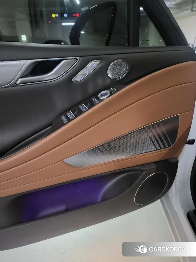 Genesis G80 (RG3) id 3042237 из Кореи 17