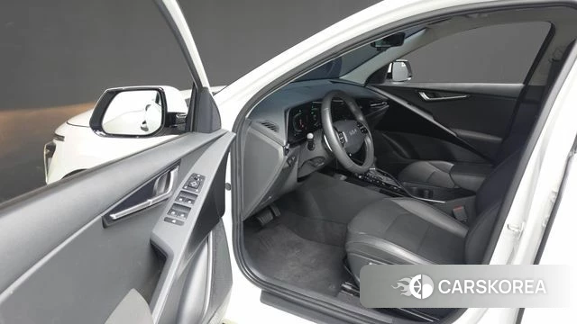 Kia Di Ol Nu Niro id 4744651 из Кореи 30