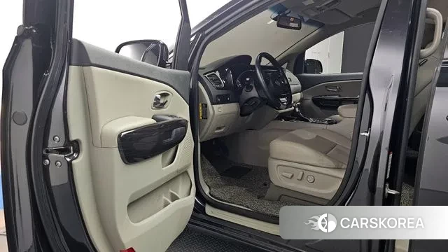 Kia The New Carnival id 2940920 из Кореи 20