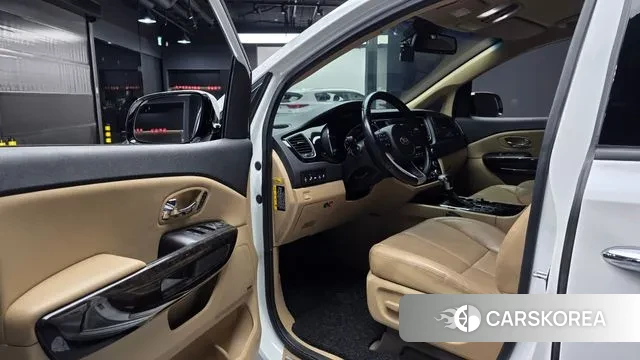 Kia The New Carnival id 3789217 из Кореи 20