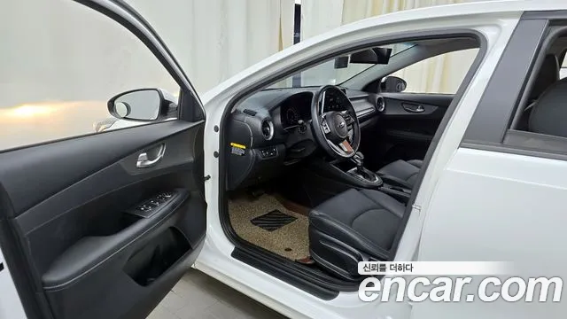 Kia Come New K3 id 2703114 из Кореи 20