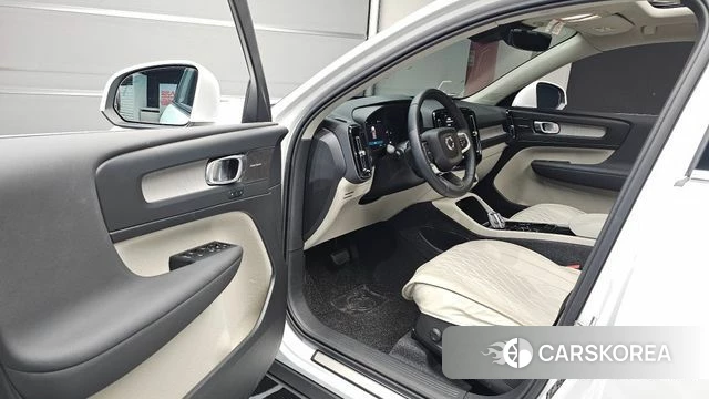 Volvo XC40 id 4413884 из Кореи 31