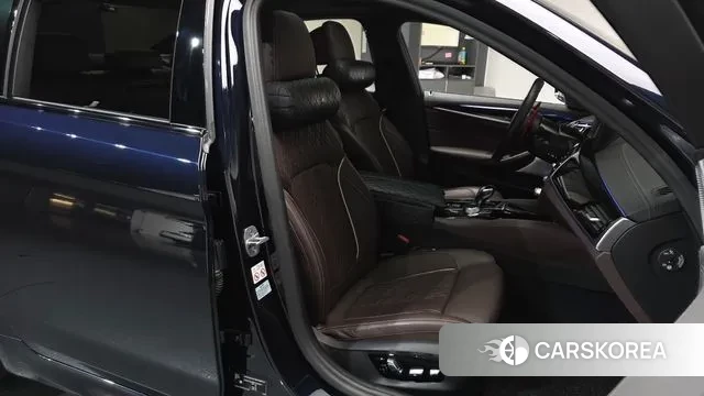 BMW 5 Series (G30) id 3185697 из Кореи 20