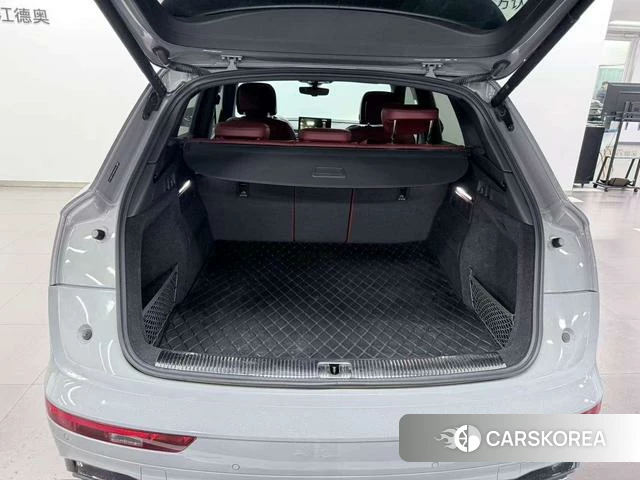 Audi Q5L id 4272814 из Китая 10
