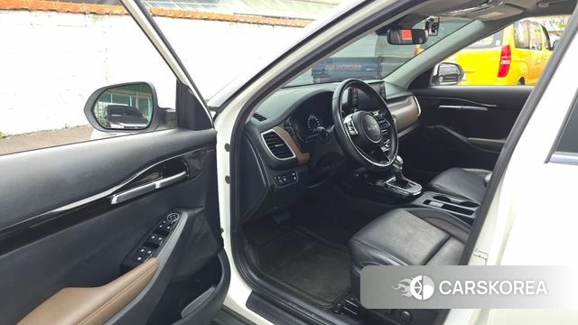 Kia Seltos id 4592880 из Кореи 32