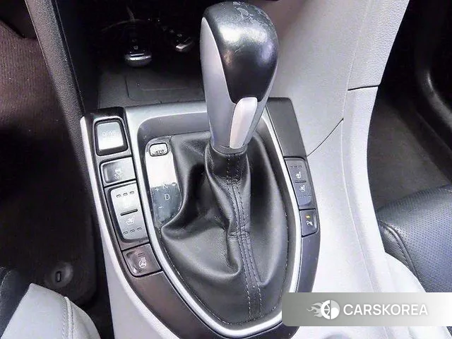 Hyundai Veloster (JS) id 2991397 из Кореи 18