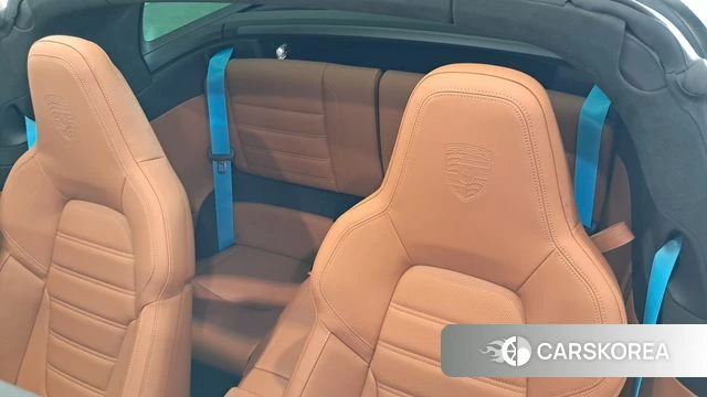 Porsche 911(992) id 4321473 из Кореи 20