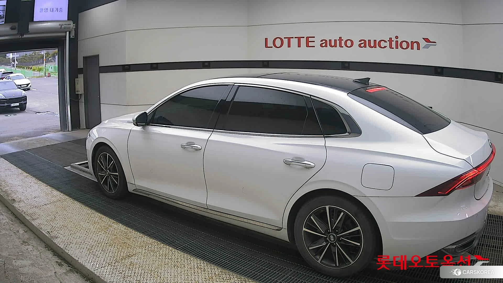 Hyundai Grandeur id 4289423 из Кореи 35
