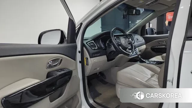 Kia The New Carnival id 3562963 из Кореи 20