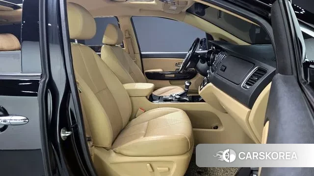 Kia The New Carnival id 3687349 из Кореи 20