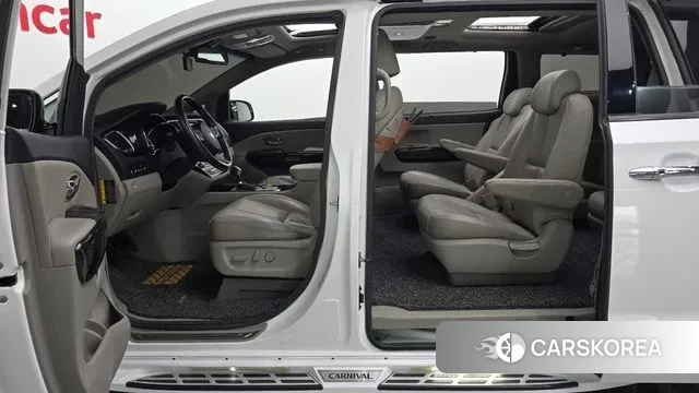 Kia The New Carnival id 3593487 из Кореи 20