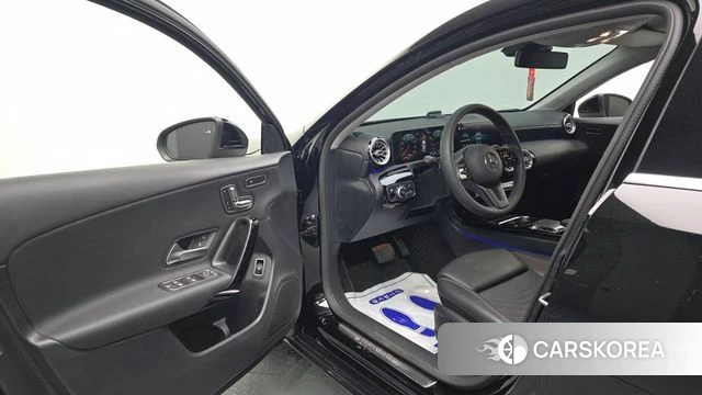 Mercedes-Benz A-Class W177 id 4180011 из Кореи 20