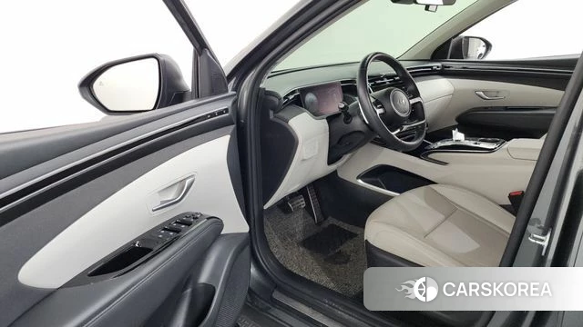 Hyundai Tucson (NX4) id 4864128 из Кореи 32