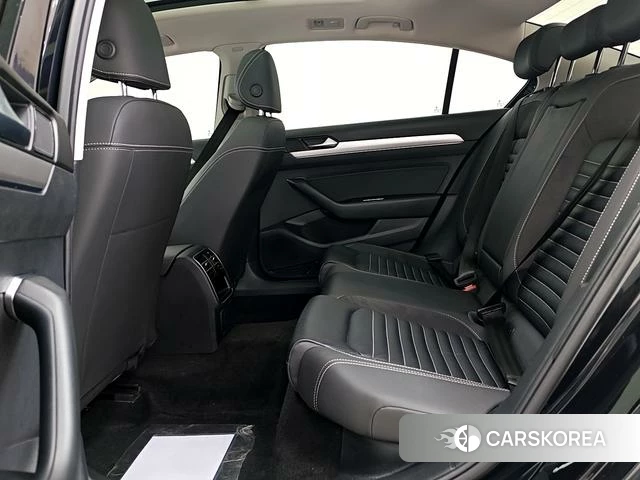 Volkswagen Magotan id 4218210 из Китая 20
