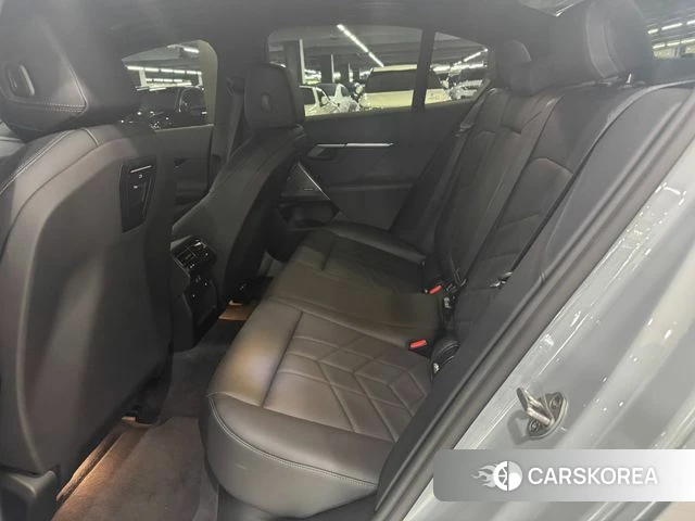 BMW 5 Series (G60) id 4266220 из Кореи 15