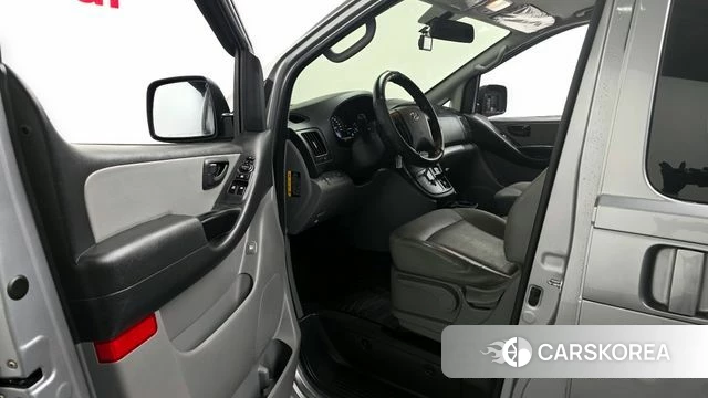 Hyundai The New Grand Starex id 4435216 из Кореи 27